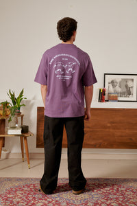 T-SHIRT LILA MIT GOOD NEIGHBOUR PRINT