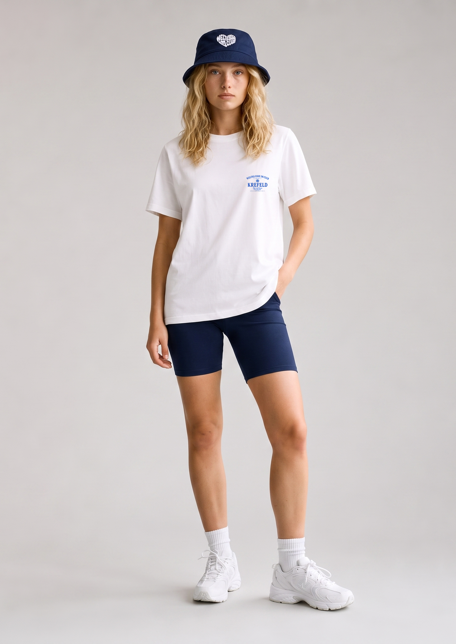 Weltklasse Heart Bucket Hat Navy