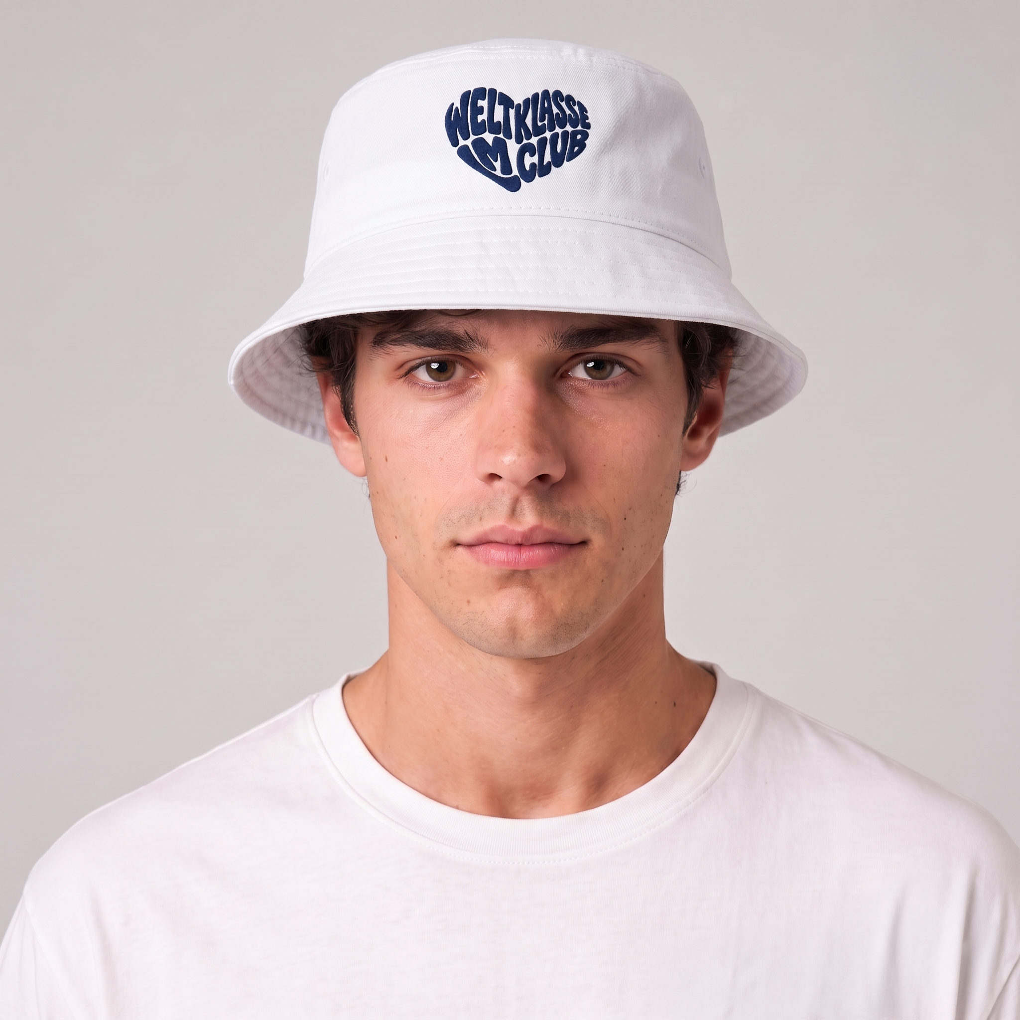Weltklasse Heart Bucket Hat White