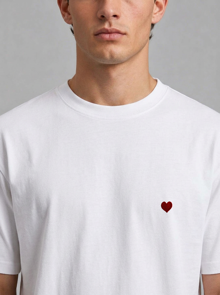 Icon T-Shirt Red Heart White