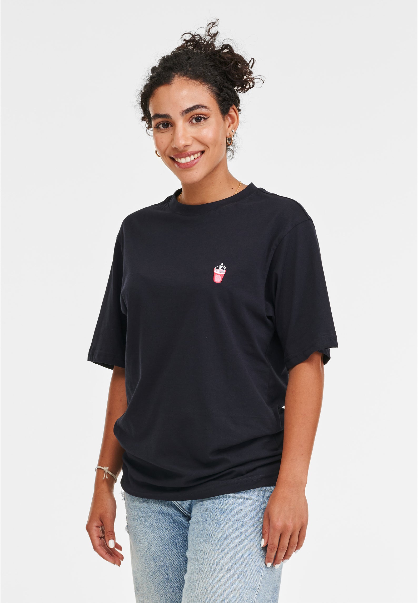 T-SHIRT NAVY MIT SMOOTHIE CUP STICKEREI