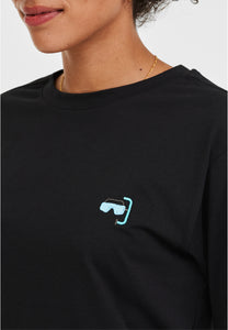 T-SHIRT SCHWARZ MIT TAUCHERBRILLE STICKEREI