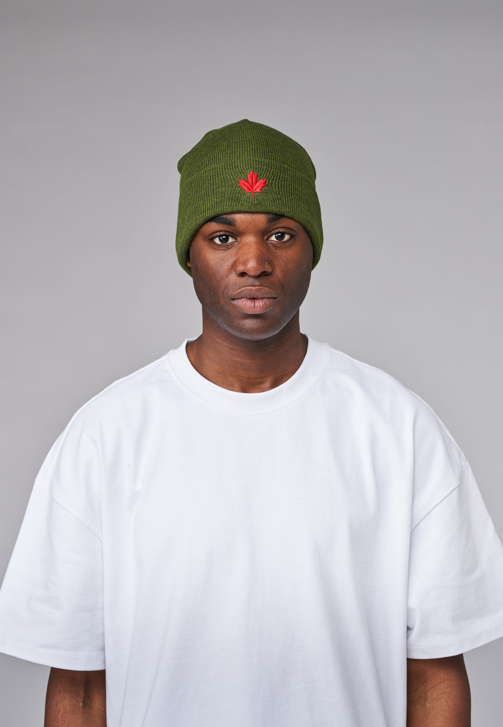 TNBG. AHORNBLATT GRÜN BEANIE