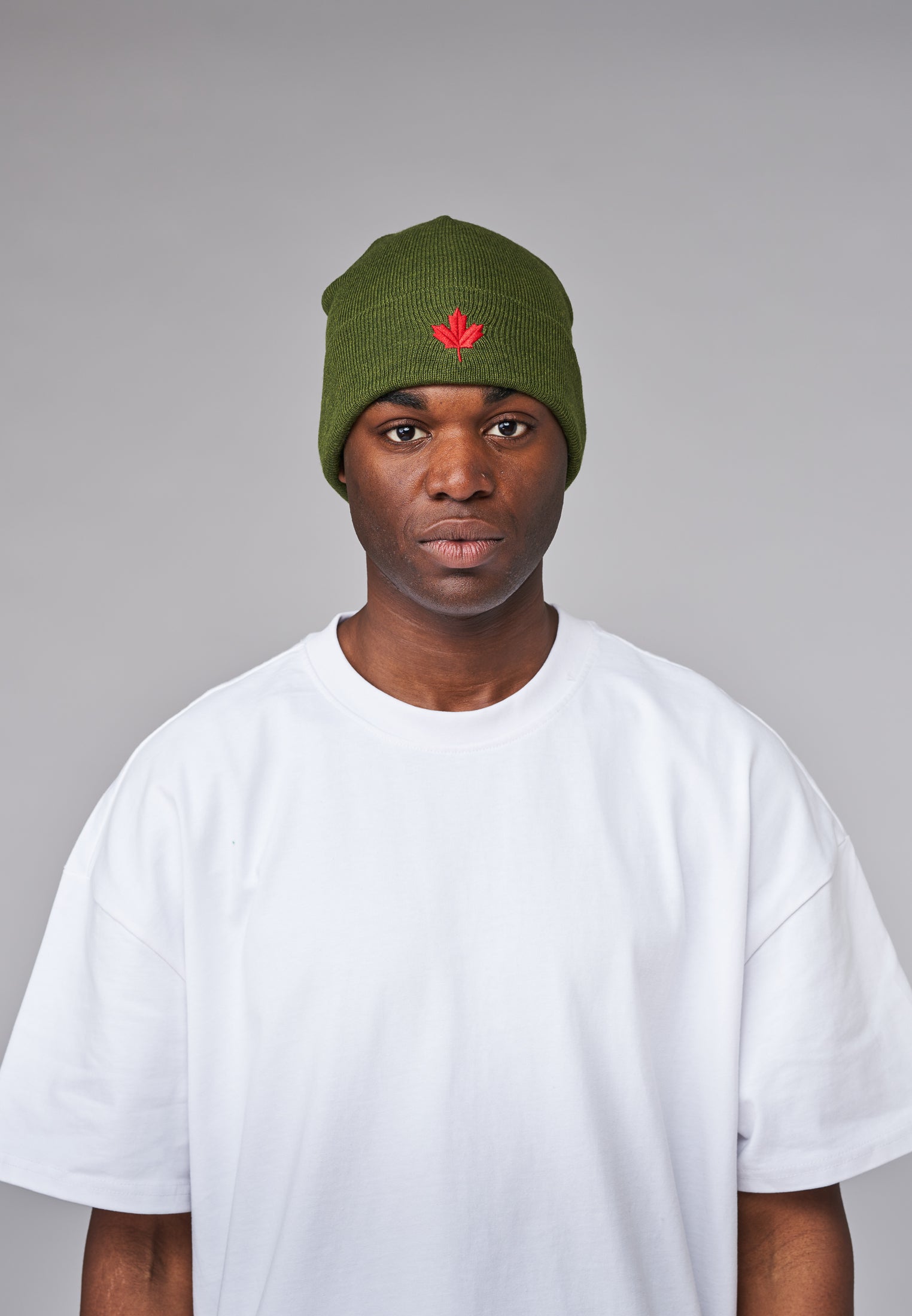 TNBG. AHORNBLATT GRÜN BEANIE